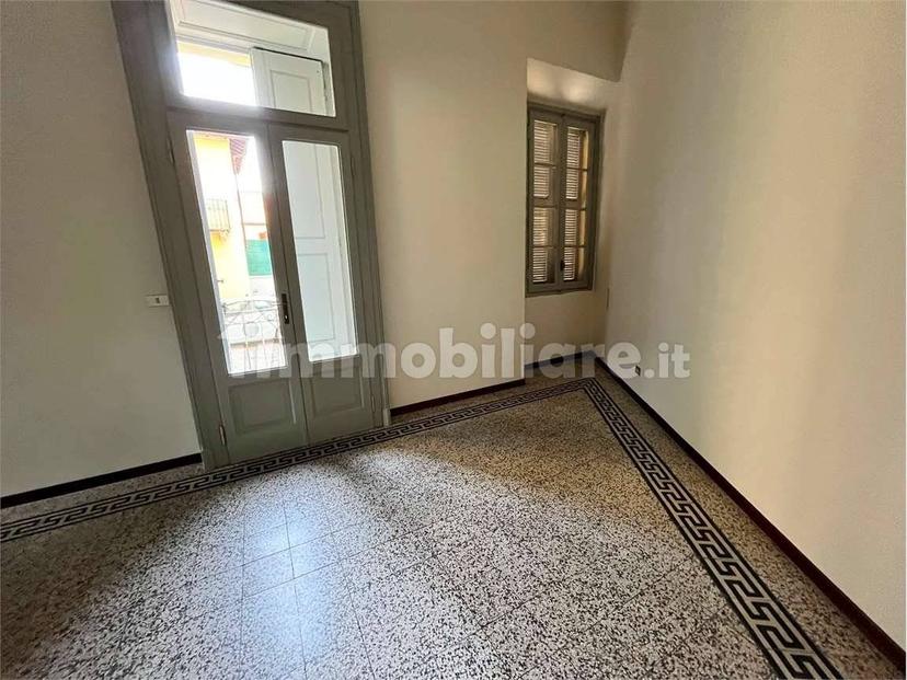 Trilocale via Garibaldi, Centro, Somma Lombardo — foto 5 di 10