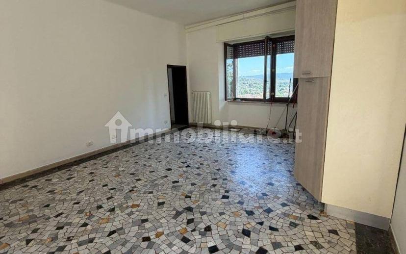 Trilocale viale Cavalieri di Malta, Centro, Magione — foto 3 di 9