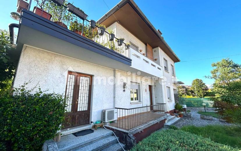 Villa bifamiliare via Giusto Fontanini 2, Via del Bon, Udine — foto 9 di 20