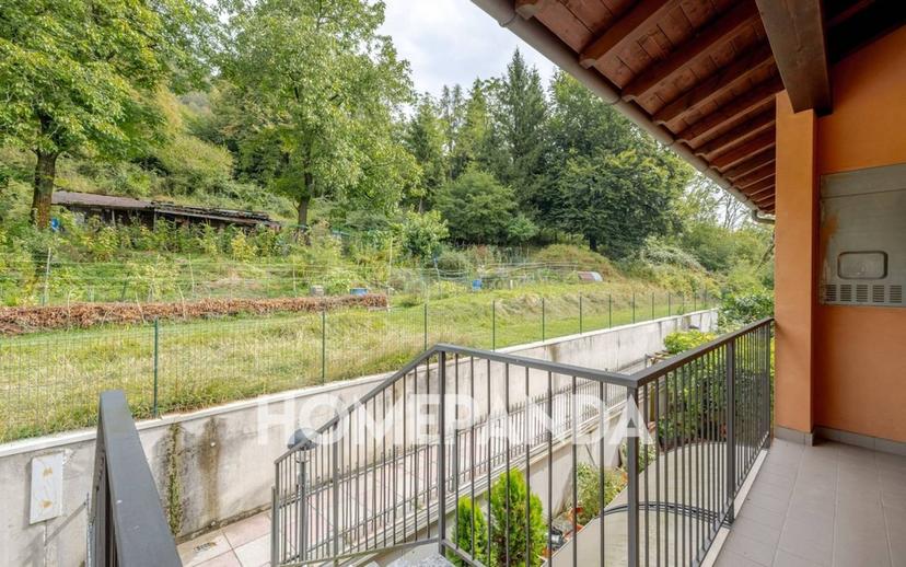 Quadrilocale via Santi Nazaro e Celso 14, Lanzo D'Intelvi, Alta Valle Intelvi — foto 11 di 21