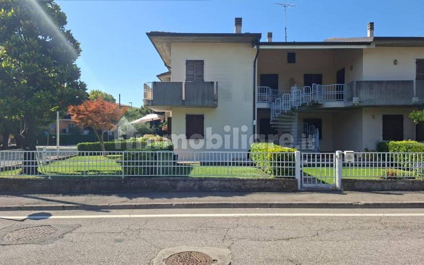 Trilocale buono stato, primo piano, Centro, Valeggio sul Mincio — foto 8 di 14