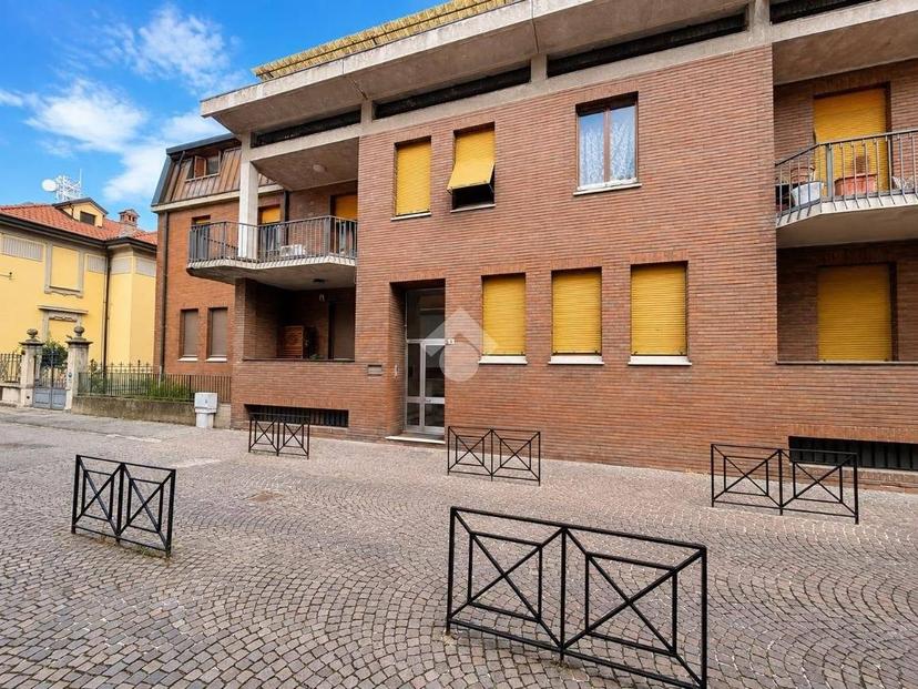 Appartamento via Roberto Bidone 3, Centro, Tortona — foto 23 di 40