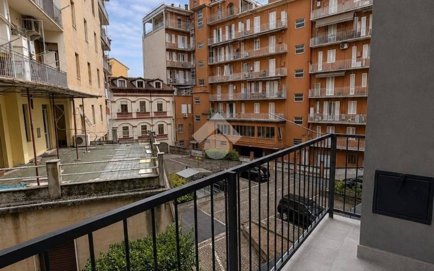 Appartamento via Roberto Bidone 3, Centro, Tortona