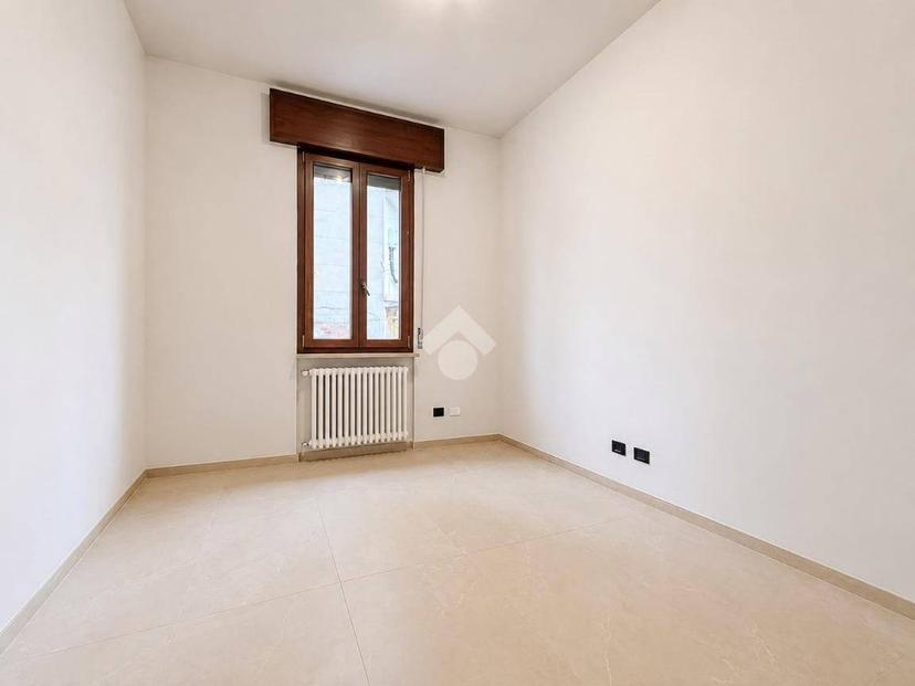 Appartamento via Roberto Bidone 3, Centro, Tortona — foto 13 di 40