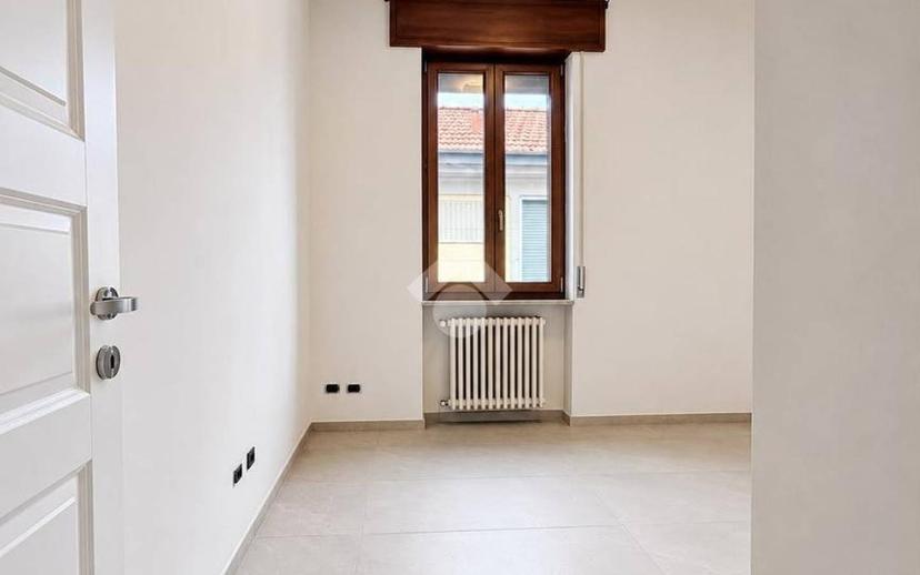 Appartamento via Roberto Bidone 3, Centro, Tortona — foto 16 di 40