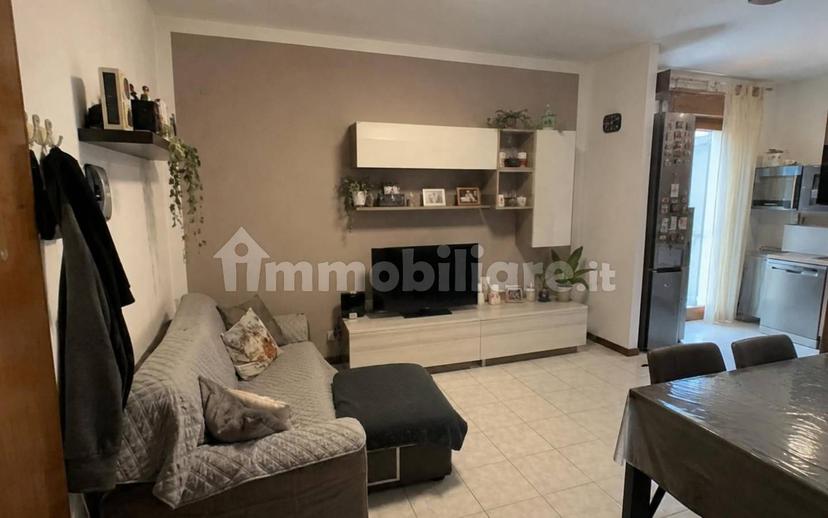 Trilocale viale Vittorio Veneto, Centro, Vignola — foto 4 di 5
