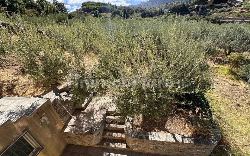 Villa unifamiliare viale Ugo Foscolo, 27, Centro, Barcellona Pozzo di Gotto — foto 12 di 17