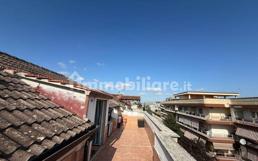 Mansarda via Giuseppe Saragat 15, San Nicola la Strada — foto 13 di 24