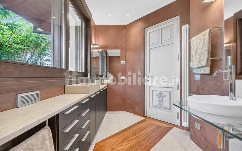 Villa unifamiliare via G.Boccaccio, 54, Saronno — foto 3 di 61