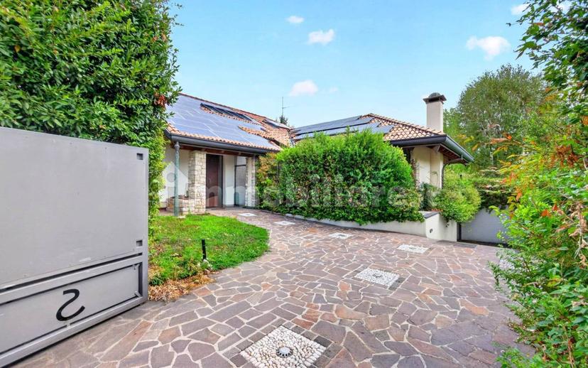 Villa unifamiliare via G.Boccaccio, 54, Saronno — foto 6 di 61