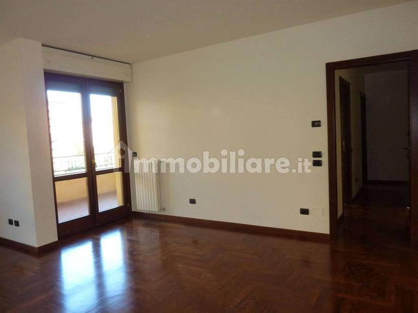 Trilocale via Ferrari 35, Regina Pacis - Borsa, Monza — foto 7 di 18
