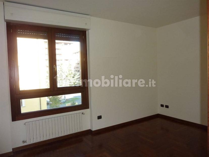 Trilocale via Ferrari 35, Regina Pacis - Borsa, Monza — foto 15 di 18