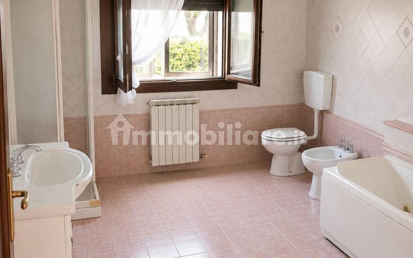 Villa bifamiliare via Pradon, Porto Tolle
