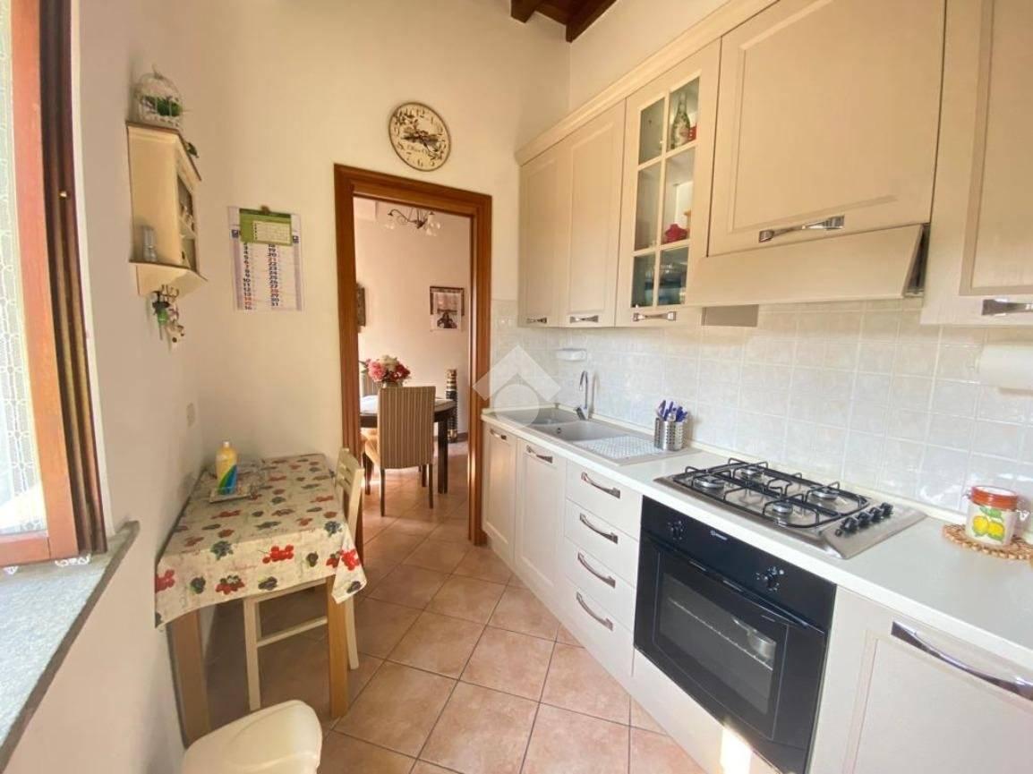 Trilocale via San Pietro 6, Centro, Montefiascone