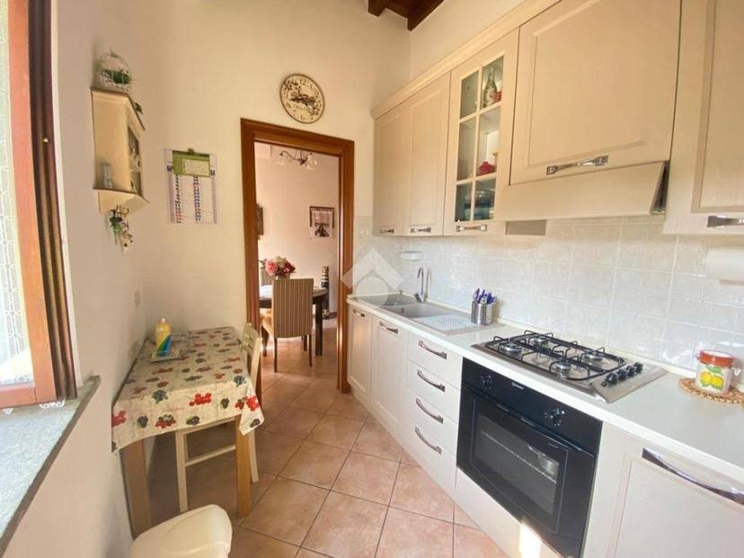 Trilocale via San Pietro 6, Centro, Montefiascone