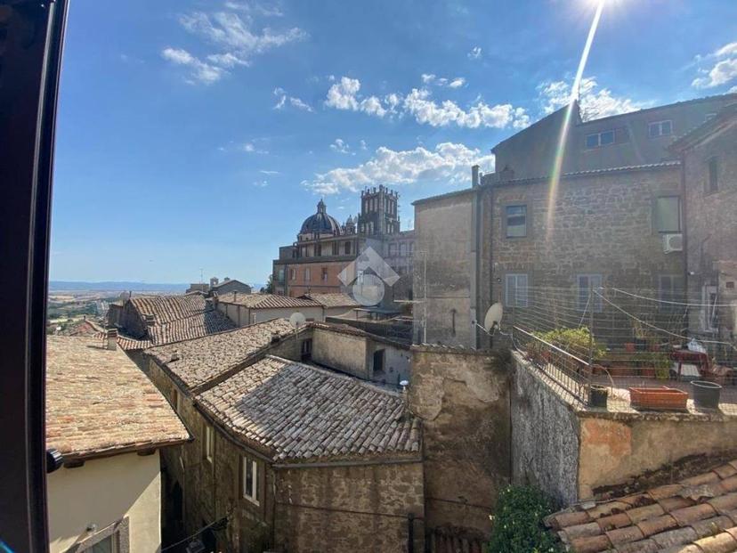 Trilocale via San Pietro 6, Centro, Montefiascone — foto 3 di 20