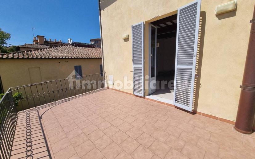 Appartamento via Giuseppe Garibaldi, Ovile - San Francesco, Siena — foto 6 di 22