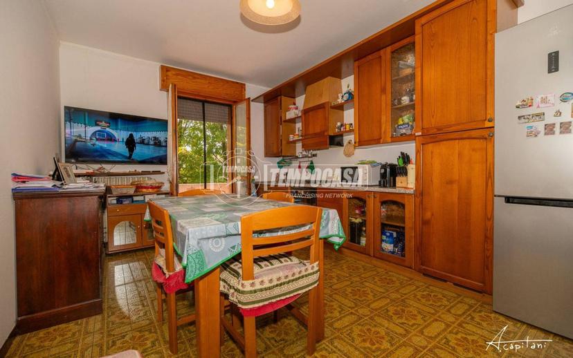 Trilocale buono stato, secondo piano, Centro, Soliera — foto 9 di 16