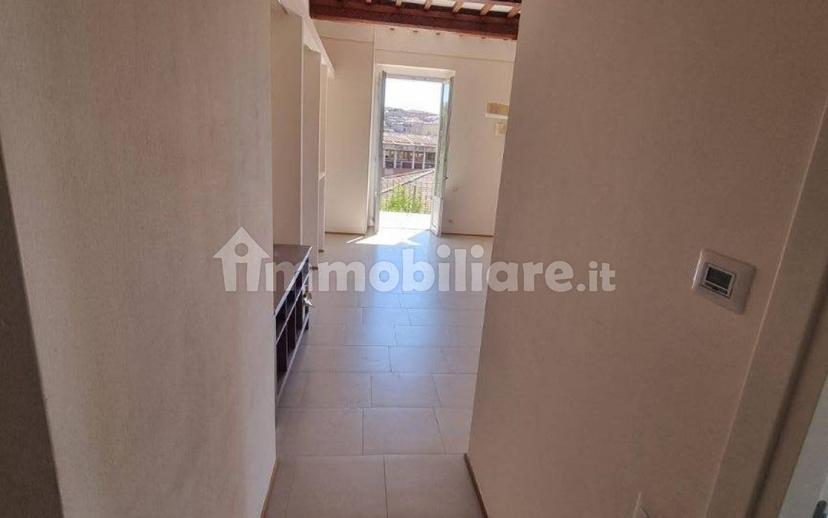 Appartamento via Giuseppe Garibaldi, Ovile - San Francesco, Siena — foto 12 di 22