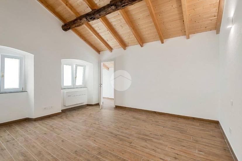 Bilocale via Sant'agostino 46, Centro Storico, La Spezia — foto 28 di 32