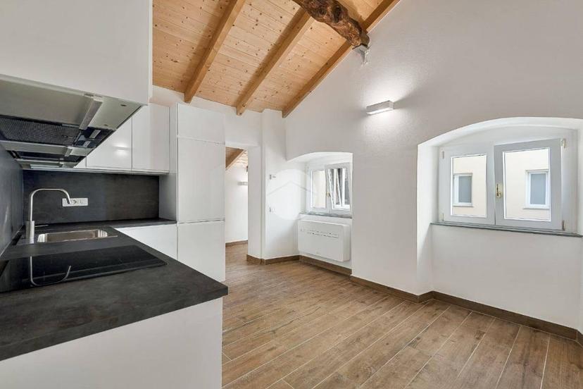 Bilocale via Sant'agostino 46, Centro Storico, La Spezia — foto 25 di 32