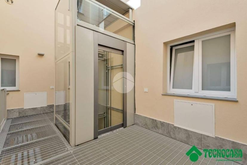 Bilocale via Sant'agostino 46, Centro Storico, La Spezia — foto 12 di 32