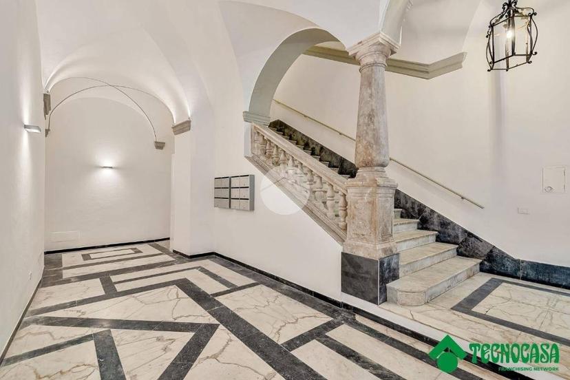 Bilocale via Sant'agostino 46, Centro Storico, La Spezia — foto 16 di 32