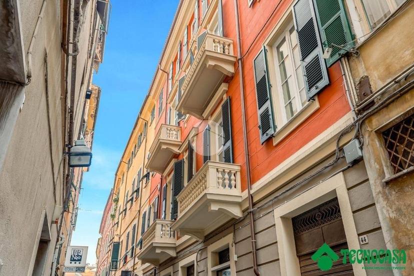 Bilocale via Sant'agostino 46, Centro Storico, La Spezia — foto 9 di 32