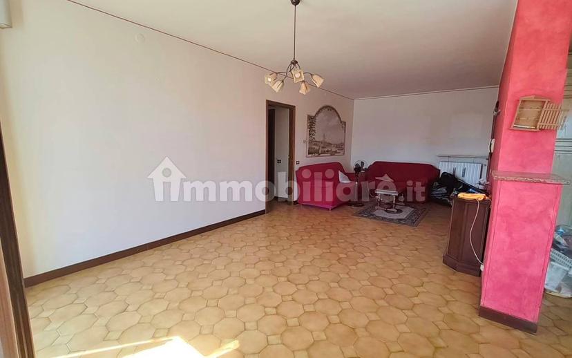 Quadrilocale via Candido Fanti, Barbasso, Roncoferraro — foto 2 di 16