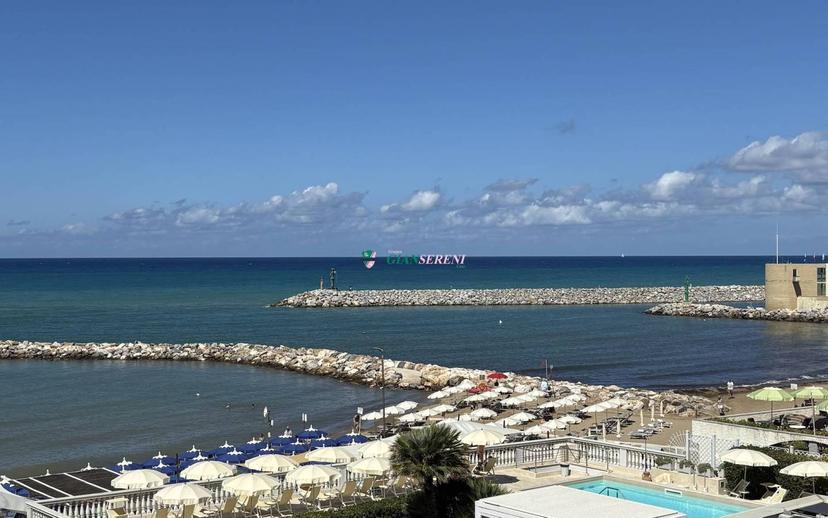 Bilocale da ristrutturare, secondo piano, Centro, San Vincenzo — foto 5 di 19