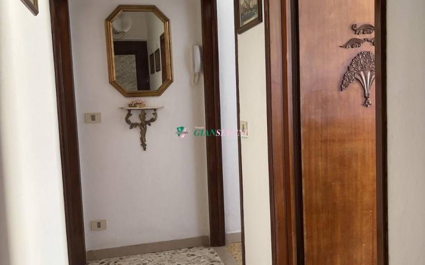 Bilocale da ristrutturare, secondo piano, Centro, San Vincenzo — foto 2 di 19