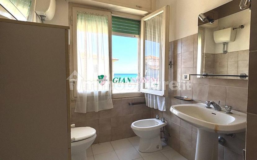 Bilocale da ristrutturare, secondo piano, Centro, San Vincenzo — foto 12 di 19