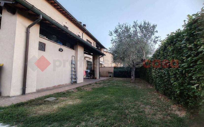 Trilocale via Luigi Einaudi, Castel Ritaldi — foto 20 di 24