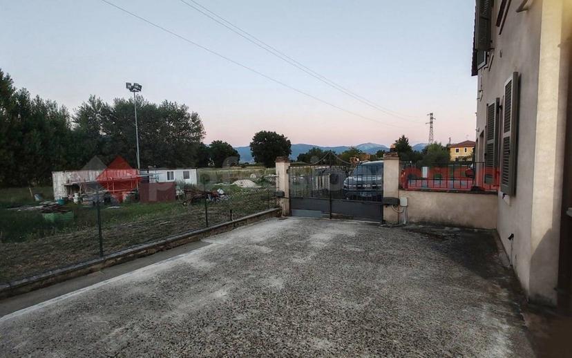Trilocale via Luigi Einaudi, Castel Ritaldi — foto 21 di 24
