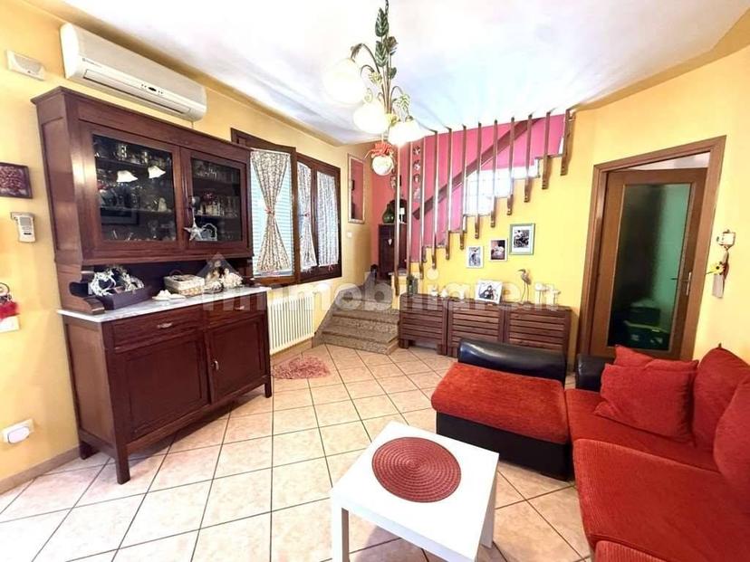 Appartamento via Cerbaia, Centro, Lamporecchio — foto 13 di 30
