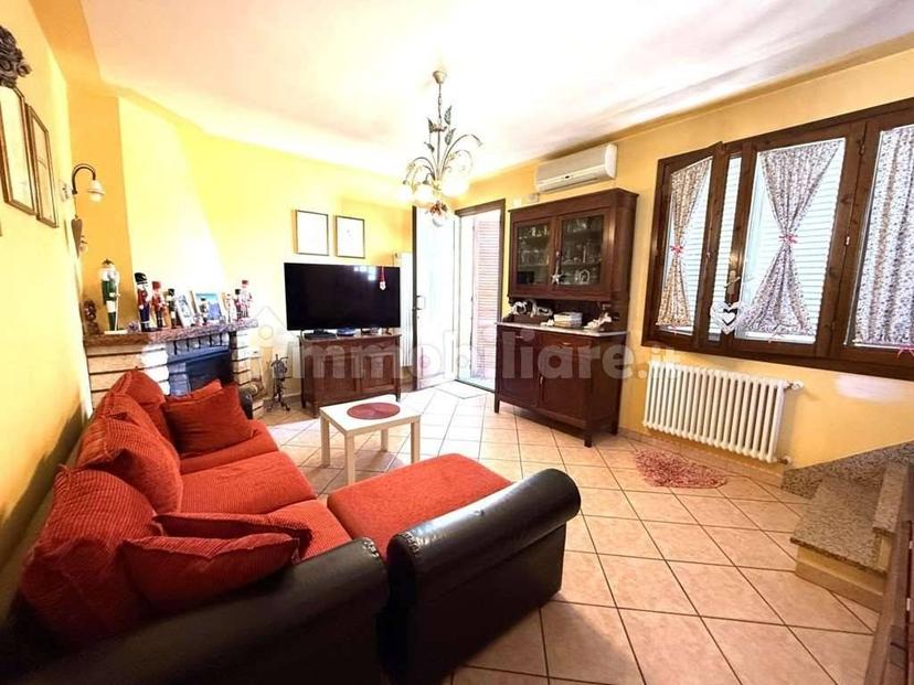 Appartamento via Cerbaia, Centro, Lamporecchio — foto 21 di 30