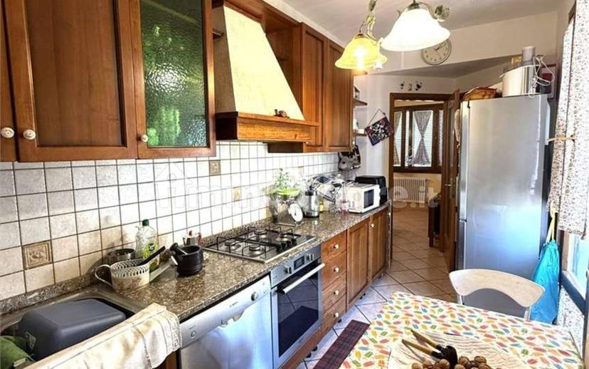 Appartamento via Cerbaia, Centro, Lamporecchio — foto 9 di 30