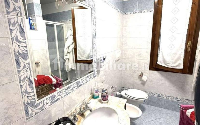 Appartamento via Cerbaia, Centro, Lamporecchio — foto 25 di 30