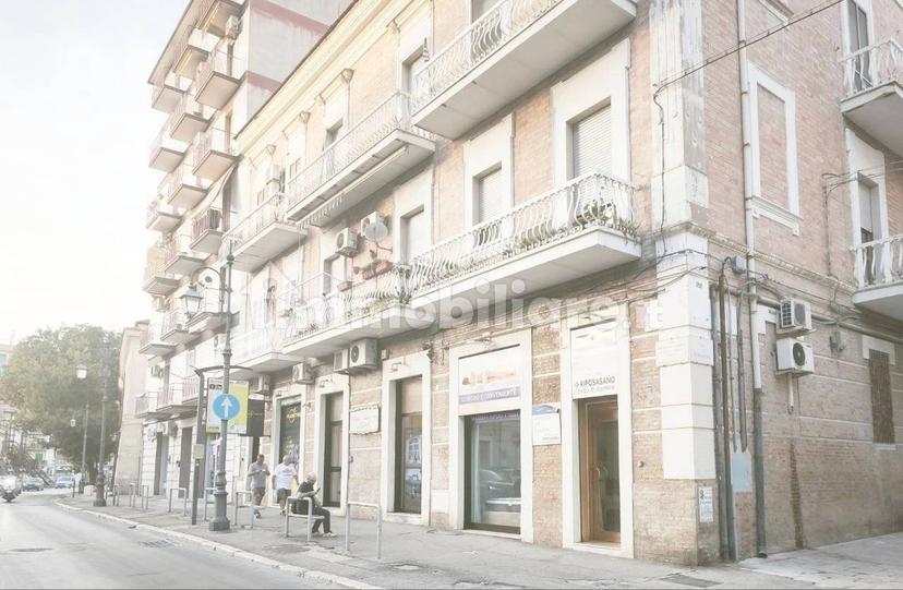 Trilocale via Pasquale Fuiani 10, Centro Storico, Foggia — foto 20 di 23
