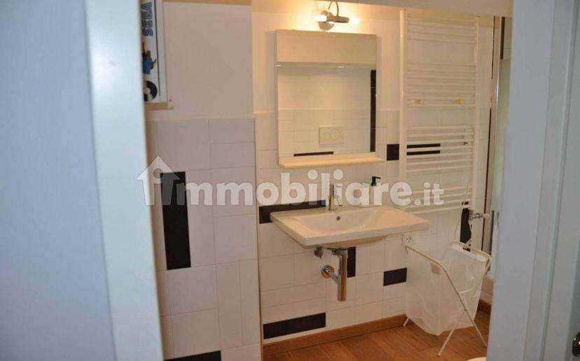 Stanza doppia via Montallegro 32M, Genova — foto 13 di 21