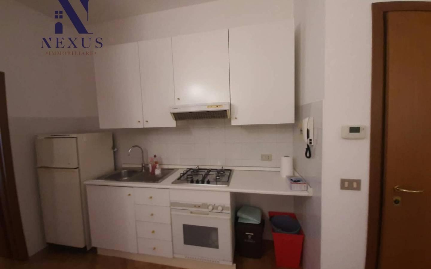 Appartamento via GASPAROLI, Centro Storico, Fano