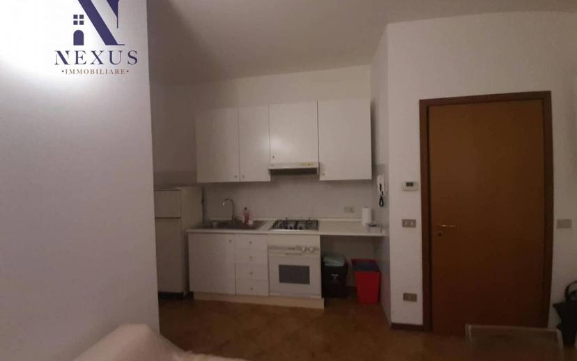 Appartamento via GASPAROLI, Centro Storico, Fano — foto 8 di 15