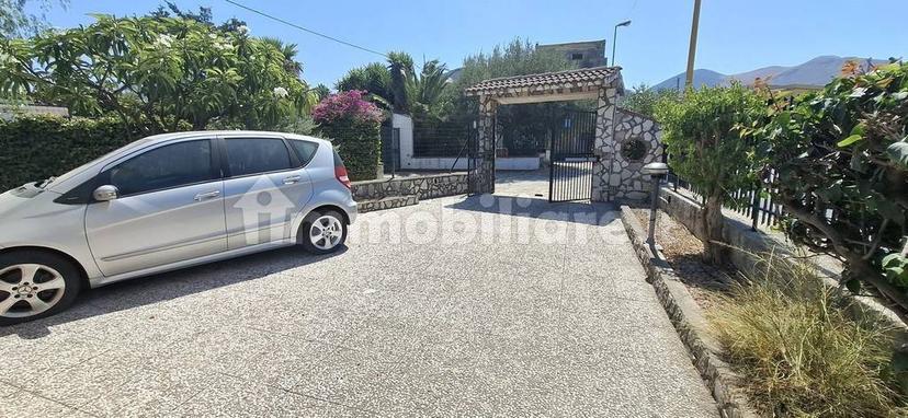 Villa unifamiliare via Bivio Foresta, Milioti, Carini — foto 28 di 40