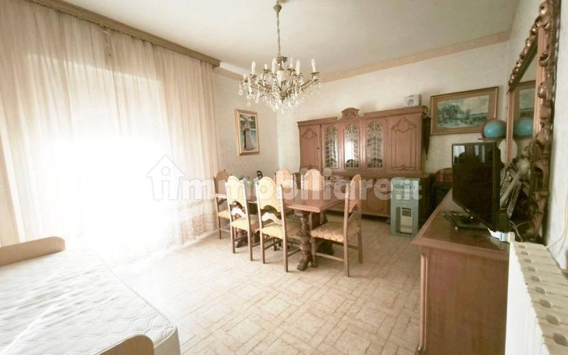 Trilocale via Pasquale Fuiani 10, Centro Storico, Foggia — foto 10 di 23