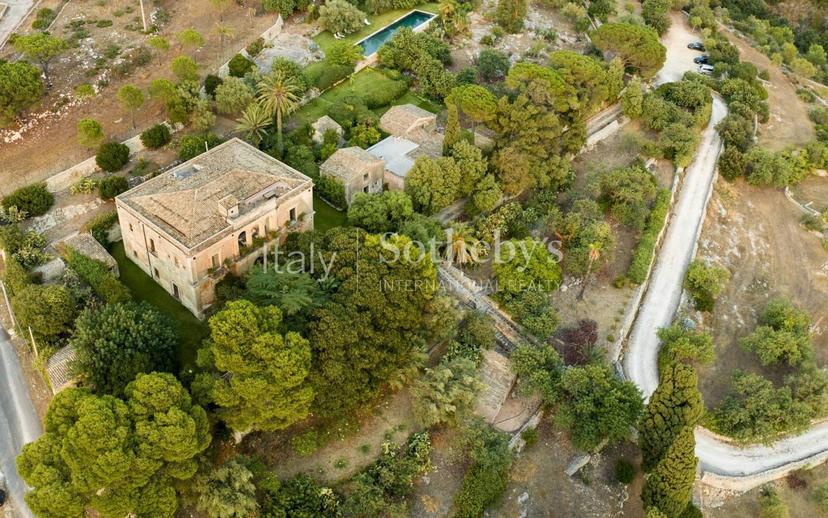 Villa unifamiliare via Villino Villadorata, Noto — foto 9 di 29