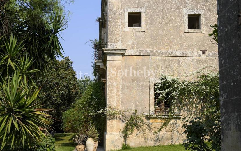 Villa unifamiliare via Villino Villadorata, Noto
