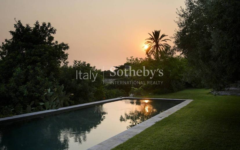 Villa unifamiliare via Villino Villadorata, Noto — foto 11 di 29