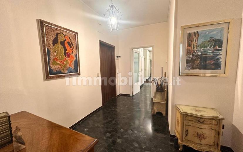 Appartamento via della Libertà 34, Centro - Interno Ferrovia, Rapallo — foto 7 di 23