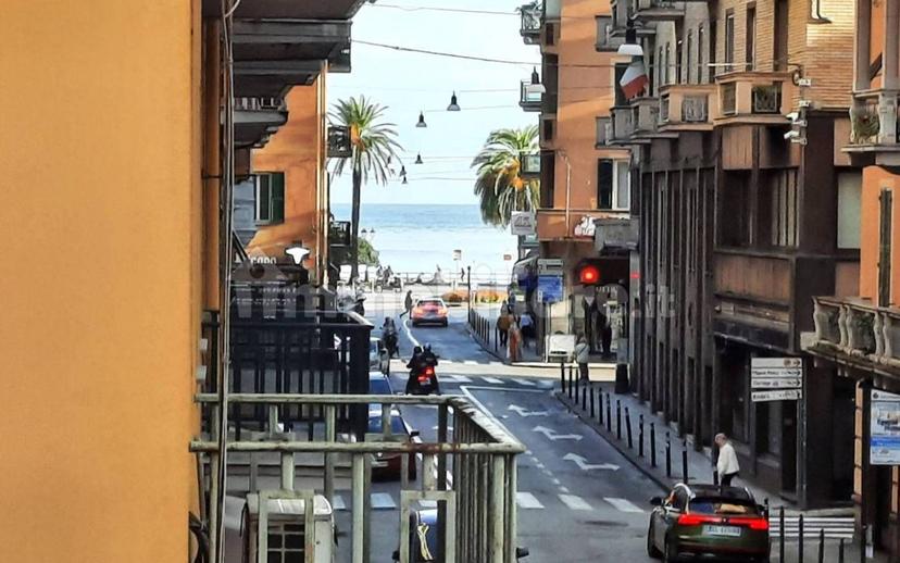 Appartamento via della Libertà 34, Centro - Interno Ferrovia, Rapallo — foto 21 di 23