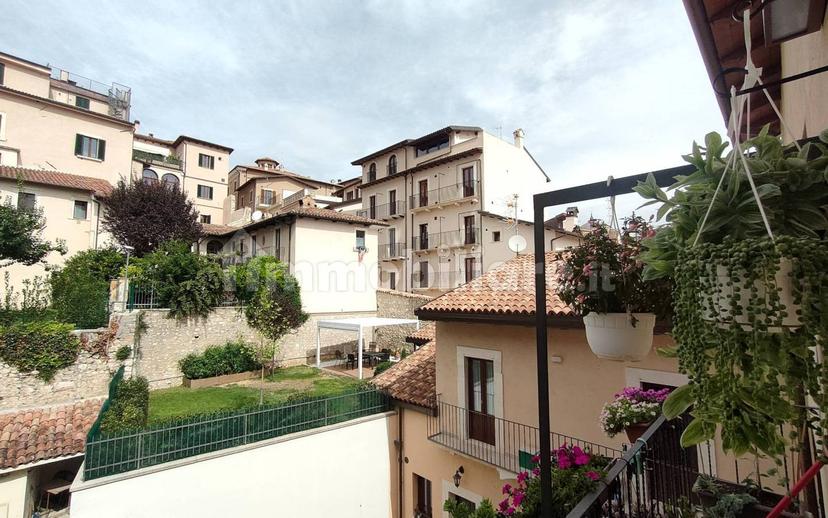 Quadrilocale ottimo stato, secondo piano, Villa Comunale, L'Aquila — foto 39 di 64